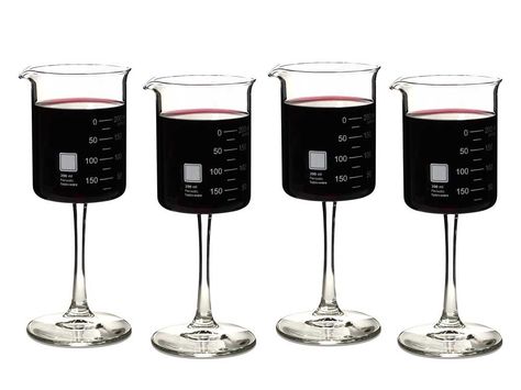 Beaker Wine Glasses Modern Wine Glasses, Geek Home Decor, Wine Flask, Chemistry Gifts, Geek Decor, Beakers, Wine Glass Set, Bar Glassware, Italian Wine