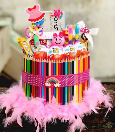 Kids Hamper Ideas, Birthday Hamper Ideas Kids, Birthday Hampers For Kids, Kids Hamper, Return Gifts For Kids, Diy Gifts To Sell, Birthday Return Gifts, Chocolate Bouquet Diy, Candy Bouquet Diy