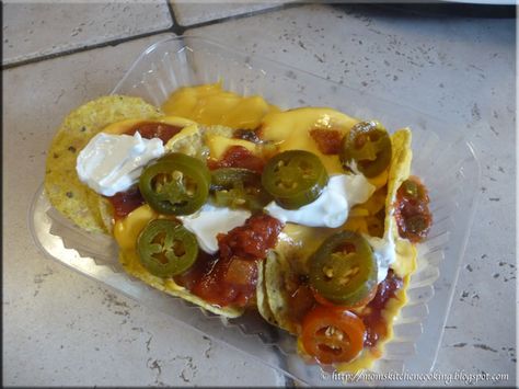 concession stand nachos - ingredient sources Concession Stand Food, Fundraiser Food, Nachos Ingredients, Munchies Snacks, Sandwich Sides, Snack Shack, Carnival Food, Concession Food, Sports Food