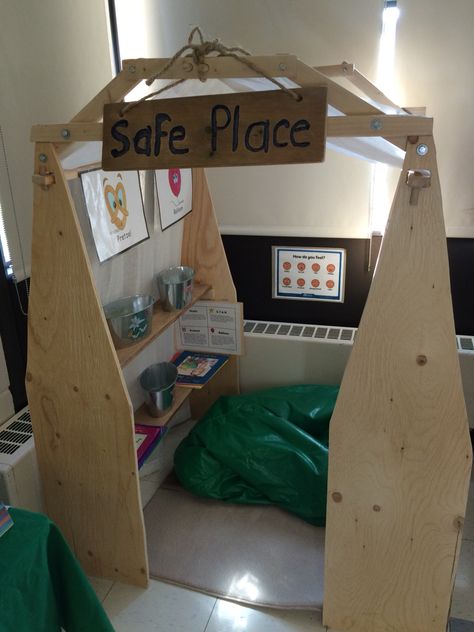 This is the Safe Place that I built for my classroom. It was designed to help calm the children who may be feeling a bit overwhelmed. With a class of thirty one JK and SK's, I may want to make one for the staff room! Conscious Discipline Safe Place, Classroom Safe Space, Safe Place Classroom, Safe Space Classroom, Emdr Kids, Conscience Discipline, Safe Space Sign, Cucumber Trellis Diy, Diy Study Table