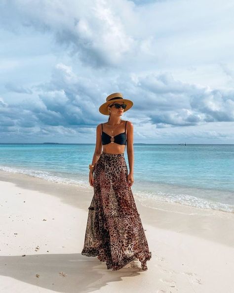 Cancun outfits for vacation | What to wear in Cancun Cancun Outfits, Tulum Outfits, Maldives Honeymoon, Cruise 2023, Beachy Outfits, Shotting Photo, Vacay Outfits, Resort Outfit, Stil Boho