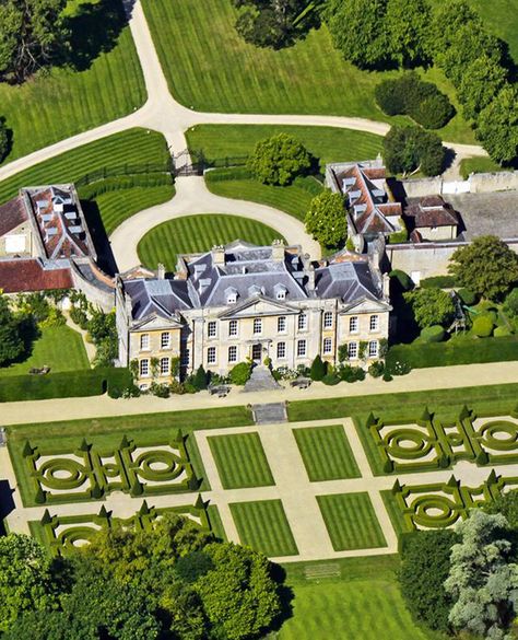 I love this image of our English country estate project. The formal gardens have such a beautiful symmetry to them, totally classic and timeless in both architecture and design 💚 . . . . . . . . . . . . . #garden #landscapedesign #landscapegardener #gardener #luxurylandscape #britishgarden #londongarden #gardenscape #outdoorliving #exterior #architecture #building #englishbuilding #listedbuilding English Mansion Country Estate, Country Estate Landscaping, British Country Estate, Formal English Garden Design, English Manor Garden, Country Estate Wedding, English Manor Houses Country Estate, Front Home Landscaping, Landscaping Front Porch