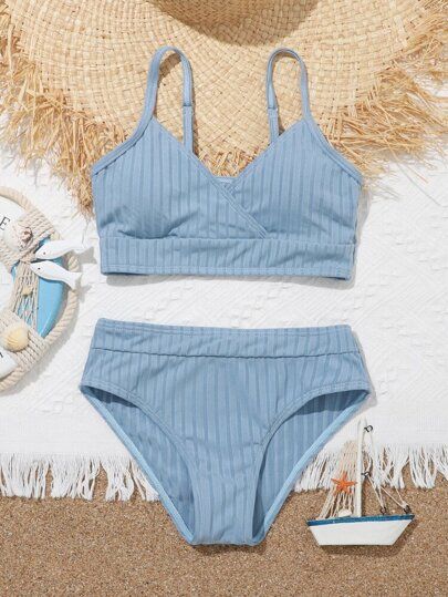 Cute Bikinis For Teens Summer, Preppy Bathing Suit, Preppy Swimsuit, Pretty Swimsuits, Blue Bathing Suit, Summer Bathing Suits, Swimsuits Outfits