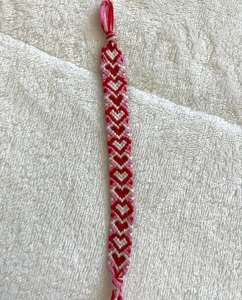 3 Color Heart Friendship Bracelet, Heart Crochet Bracelet, Alpha Pattern Heart Bracelet, Valentine’s Day Friendship Bracelet, Alpha Heart Pattern, Purple Bracelet Patterns, Coquette Friendship Bracelet, Valentines Friendship Bracelets, Heart Bracelet Aesthetic