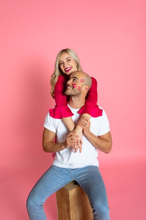 Couple Poses Valentine, Couple Studio Photoshoot Ideas Fun, Valentine Poses For Couples, Valentines Day Photography Couples, Valentine’s Day Photoshoot Couples, Valentines Photoshoot Couples, Valentines Couple Photoshoot, Couples Valentines Day Photoshoot, Valentines Photography Couples