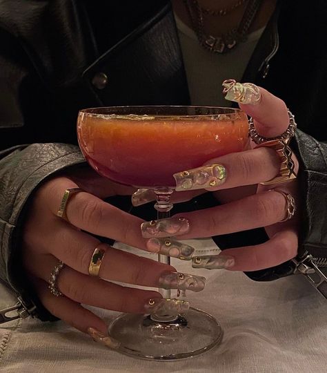 Sunrise Cocktail, Stripped Nails, Nail Pictures, Nail Photos, Detail Shots, Fire Nails, Dope Nails, Cartier Love Bracelet, Nail Wraps