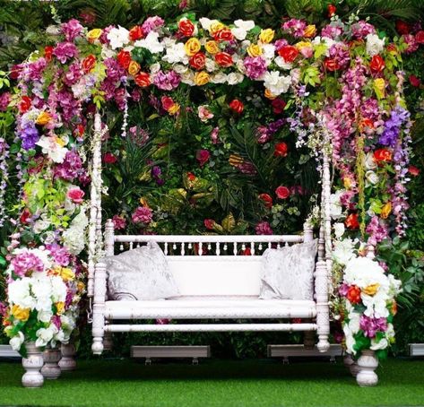 Amazing decor of jhulla with the flowers. Follow #thedecorjournals #theweddingjournals #wedding #weddinginspiration #weddingdecor #pinterestideas Swing Decoration With Flowers, Mehendi Decoration, Digital Wedding Invitations Design, Mehendi Ceremony, Wedding Entrance Decor, Invitations Design, Wedding Arch Flowers, Arch Flowers, Wedding Entrance