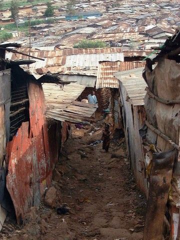 Poor House, Design Shapes, Shanty Town, Kenya Travel, Poor Countries, 강아지 그림, Nairobi Kenya, Missions Trip, Eye Opening