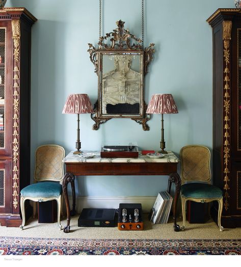 Robert Kime Interview | Moda Operandi | Moda Operandi Robert Kime, Mad About The House, English Interior, Monday Inspiration, Ivy House, London Flat, Blue Room, Living Legends, Marble Table