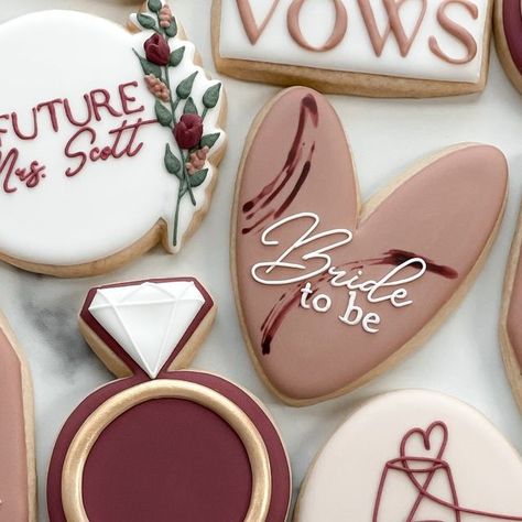 Jess Linstra on Instagram: "Mondays call for a large glass of wine 🍷  #cookies #njcookies #cookiesofinstagram #decoratedsugarcookies #bridalshowercookies #vinobeforevows" Vino Before Vows Cookies, Wine Cookies Decorated, Bachelorette Sugar Cookies, Wedding Shower Cookies, Bachelorette Cookies, Wine Cookies, Autumn Wine, Bridal Shower Cookies, Cheese Cookies