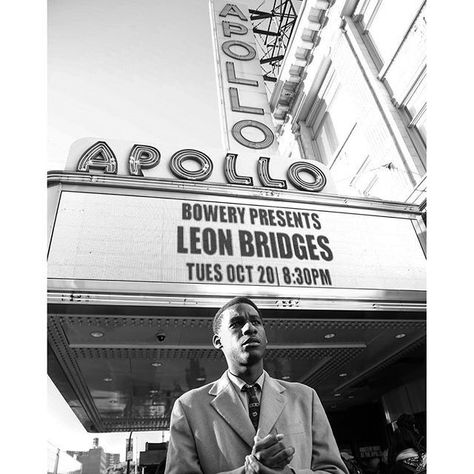 Leon Bridges, Apollo Theater, Mass Media, Photo Wall Collage, Music Aesthetic, Music Wall, Washing Dishes, Soul Music, Concert Posters