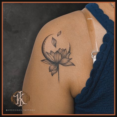 “Finding balance in the beauty of growth and transformation 🌸🌙” . Tattoo artist- @sumit.kank . To Book Appointment call us on-8898210130. . . #krossinks_tattoos #tattoostory #lotus #feed Transformation Tattoo, Book Appointment, Finding Balance, Tattoo Artist, Tattoo Artists, The Beauty, Lotus, Tattoos, Beauty