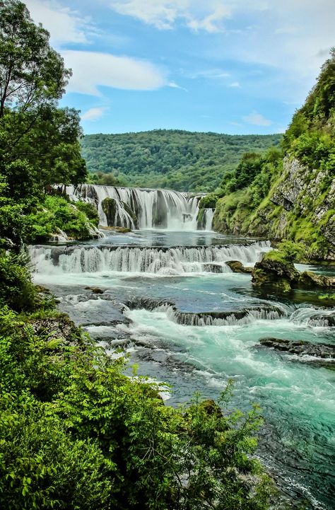 Una River Bosnia, Bosnia And Herzegovina Travel, Bosnia And Herzegovina Sarajevo, Bosnia And Herzegovina Aesthetic, Bosnia Aesthetic, Bosna I Hercegovina, River Waterfall, Gap Year Travel, Villa Apartment