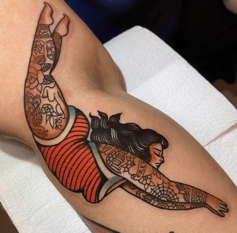 Vintage Women Tattoos, Diving Lady Tattoo, Traditional Pinup, Chubby Pinup Tattoo, Curvy Pinup Tattoo, Plus Size Pinup Tattoo, Diver Tattoo, Circus Tattoo, Traditional Tattoo Woman