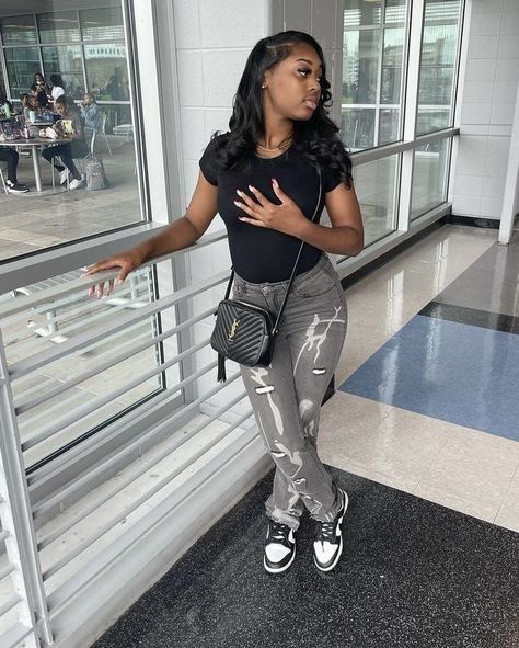 Shein Panda Dunks Outfit, Outfit Ideas To Go With Panda Dunks, Nb Outfit New Balance Street Styles, Cute Birthday Fits Casual, Panda Dunks Outfits Black Women, Blavk Girl Outfits Ideas, Panda Dunk Outfit Black Women, First Day Of School Outfit Panda Dunks, Cement 11s Outfit