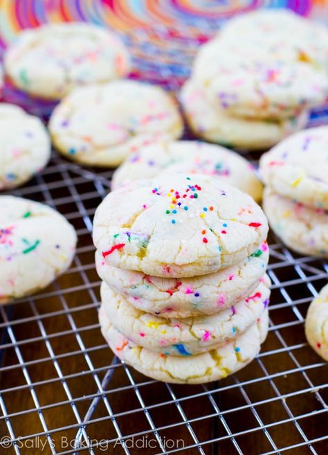 Fun Fetti Cookies, Cake Mix Into Cookies, Cake Batter Cookies, Confetti Cake, Soft Bakes, Just Bake, Food Kids, Indulgent Desserts, Baking Sweets