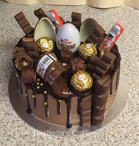 Nutella/ Kinder chocolate overload drip cake Nutella Birthday Cake Ideas, Kinder Birthday Cake, Nutella Cake Design, Nutella Cake Decoration, Chocolate Bday Cake, Chocolate Cake Design Ideas, Kinder Chocolate Cake, Nutella Cakes, Chocolate Drip Cake Birthday