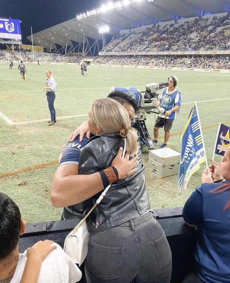 Rugby Girlfriend Aesthetic, Rugby Wife Aesthetic, Rugby Boyfriend, Rugby Couple, Rugby Girlfriend, Rugby Wag, Nfl Wife, Nfl Wives, Soft Boy Aesthetic