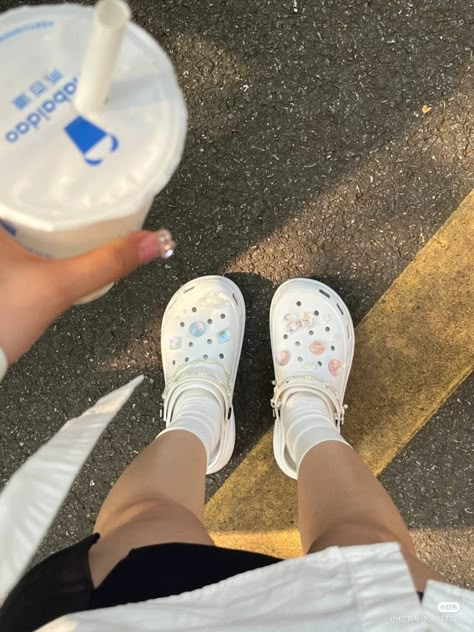 White Crocs Jibbitz Ideas, White Crocs Aesthetic, White Crocs Outfit, Photo To Recreate, Aesthetic Crocs, Croc Ideas, Crocs Aesthetic, Cherry Flavoured, Crocs With Charms