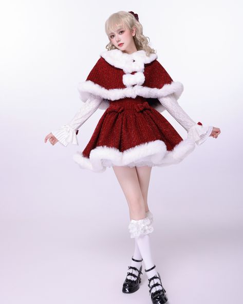 Blond Girl, Ideas For Characters, Cape Dress, Holiday Looks, Dress Set, Lolita Dress, Theme Ideas, Lolita Fashion, Clothing Styles