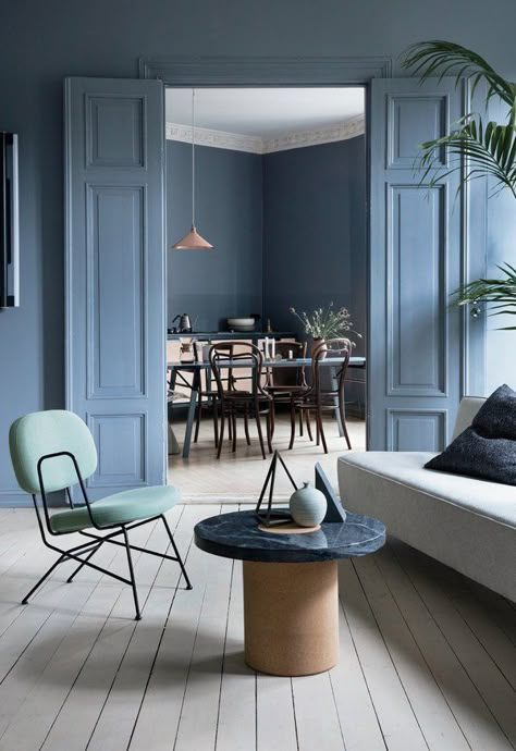 An Italian Man, a Scandinavian Woman and Their Chic Home in Oslo - NYTimes.com 아파트 인테리어, Interior Paint Colors, Blue Rooms, Design Del Prodotto, Blue Interior, Scandinavian Interior, Blue Walls, Living Room Paint, Design Case