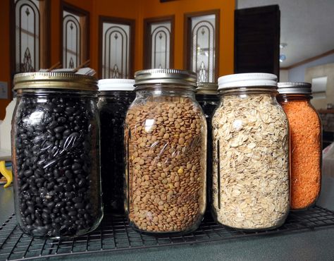 Oven Canning Dry Beans | Black beans, brown lentils, oats, red lentils Cooking Lentils, Dry Canning, Cook Lentils, Canning Beans, How To Cook Lentils, Magical Fruit, Survival Food Storage, Emergency Preparedness Food, Canning 101