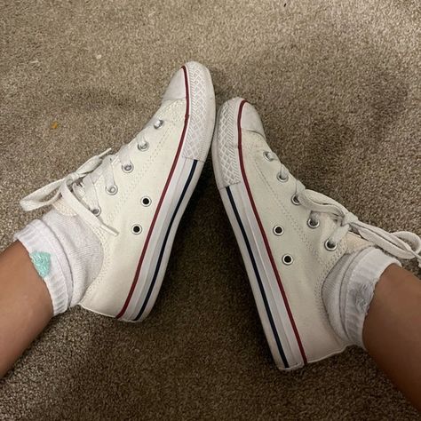 White Low Top Converse Converse Reference, Low White Converse, Low Converse Outfit, White Low Converse, White Low Top Converse, Low Top Converse, Converse Shop, Converse White, Outfits With Converse