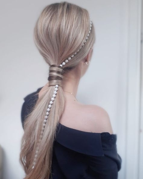 Follow me on Instagram for more hair inspiration and tutorials @poppy_hairstyles Tail Hairstyle, Hair Turban, Simple Ponytails, Braids For Short Hair, Everyday Hairstyles, Bridal Hair And Makeup, Wedding Hair And Makeup, Hair Art, Hairstyles Haircuts