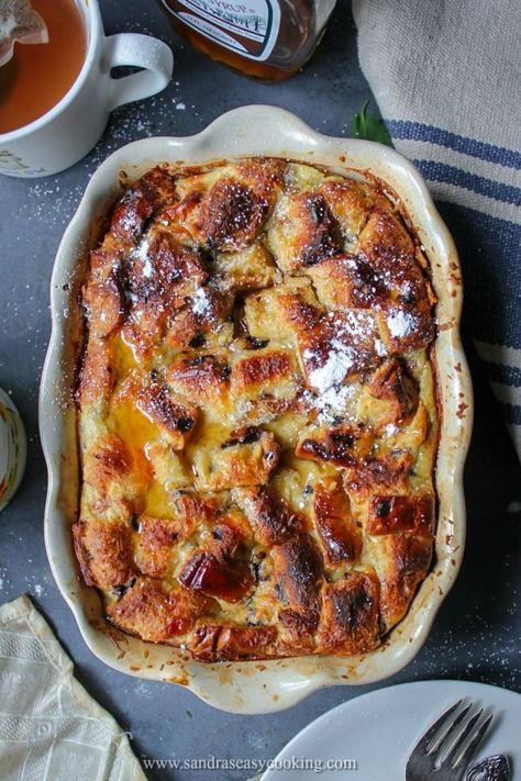 Breakfast Brioche Bread Pudding - Sandra's Easy Cooking BREAKFAST Bread Pudding Bourbon, Panettone Bread Pudding, Bourbon Bread, Bread Pudding Sauce, Easy Bread Pudding, Brioche Bread Pudding, Bourbon Caramel Sauce, Best Bread Pudding Recipe, Best Bread Pudding