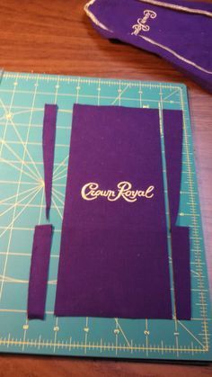 Crown Royal Diy, Bookcase Quilts, Crowns Royal, Crown Bag, Crown Royal Crafts, Crown Royal Quilt, Crown Royal Bottle, Crown Royal Bags, Crown Diy