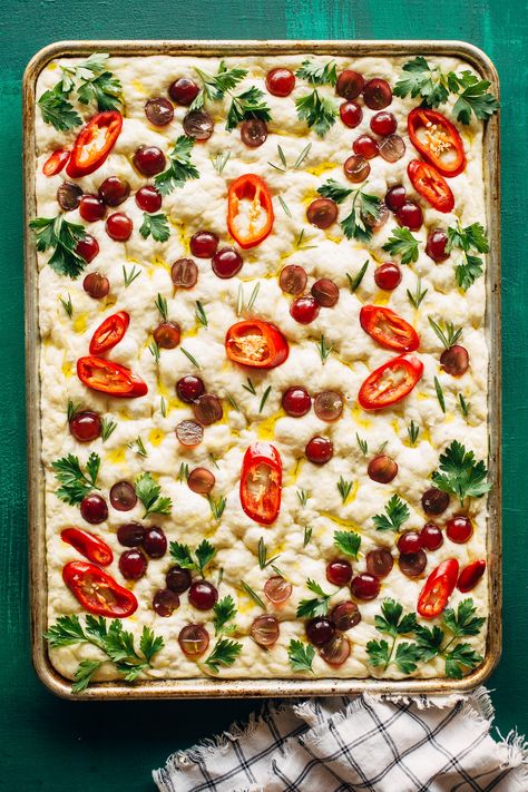 Garden Grape Focaccia Recipe Grape Focaccia, Focaccia Recipes, No Knead Focaccia, Fancy Bread, Heart Healthy Snacks, Awesome Appetizers, Healthy Appetizer, Homemade Breads, Focaccia Recipe