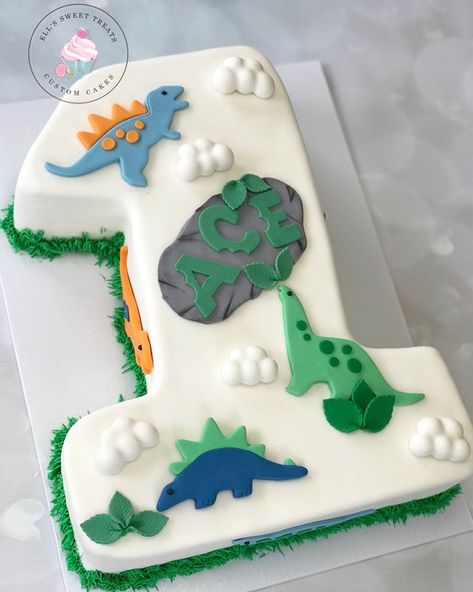 Number one dinosaur themed cake Number 6 Dinosaur Cake, Number 4 Dinosaur Cake, Number 5 Dinosaur Cake, Dinosaur Number Cake, Number 1 Cake Dinosaur, Birthday Dinosaur Theme, Dinosaur Theme Cake, Dinosaur Themed Cake, Birthday Dinosaur