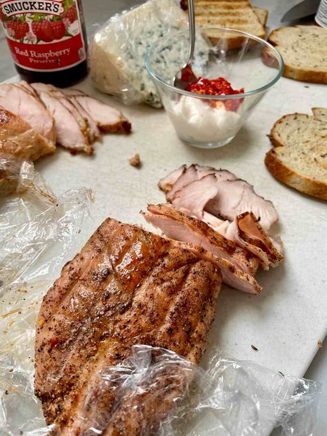 Homemade Turkey Deli Meat, Ham Deli Meat Recipes, Homemade Lunchmeat, Sack Lunch Ideas, Turkey Wraps Healthy, Deli Meat Recipes, Turkey Lunch, Turkey Lunch Meat, Lunch Meat Recipes