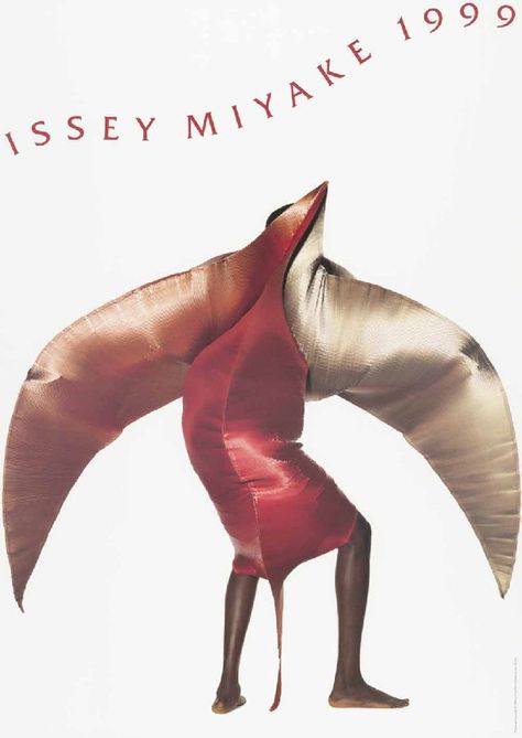 Issey Miyake by Irving Penn 1999 Ikko Tanaka, Japanese Fashion Designers, Irving Penn, Sorority Shirts, Fashion Images, Issey Miyake, Fashion Art, Pop Culture, Poster Design