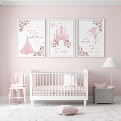 35 Themed Disney Nursery Ideas to Create a Magical Baby Room Princess Nursery Theme, Disney Nursery Ideas, Disney Baby Rooms, Girls Princess Bedroom, Disney Princess Nursery, Disney Themed Nursery, Disney Princess Room, Baby Room Storage, Disney Princess Babies