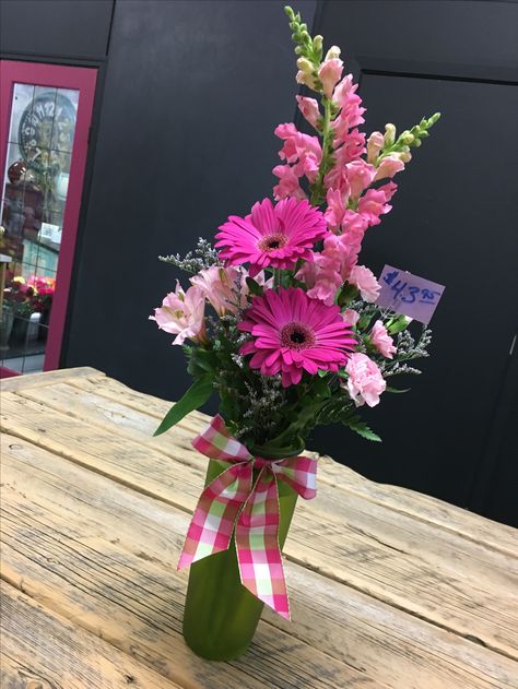 Crazy Flower Arrangements, Small Fresh Flower Arrangements, Gerber Daisy Flower Arrangements, Calalilly Centerpiece, Snapdragon Arrangements, Mothers Day Flower Arrangements, Daisy Flower Arrangements, Flowers Arrangements Ideas, Bud Vases Arrangements