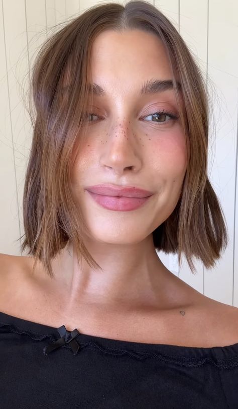 Hairstyles For All Hair Types, Hair Stylies, Sleek Hairstyles, Short Hair Haircuts, Easy Hairstyles For Long Hair, Hailey Baldwin, Celebrity Makeup, Makati, Dream Hair