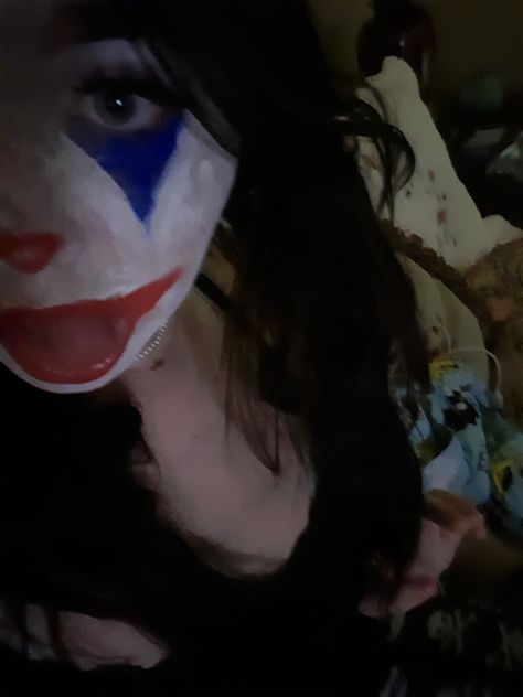 Cute Clown Makeup, Egirl Pfp, Funny Face Photo, Creepy Core, Horror Makeup, Cute Clown, Clown Faces, Dog Icon, Deep Art