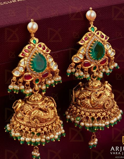 Buttalu Earrings Gold Bridal, Light Weight Gold Jewellery Indian, Fashion Jewelry Necklaces Gold, Indian Jhumka, Jhumka Designs, Indian Wedding Jewelry Sets, Gold Jhumka Earrings, Neck Pieces Jewelry, Antique Necklaces Design