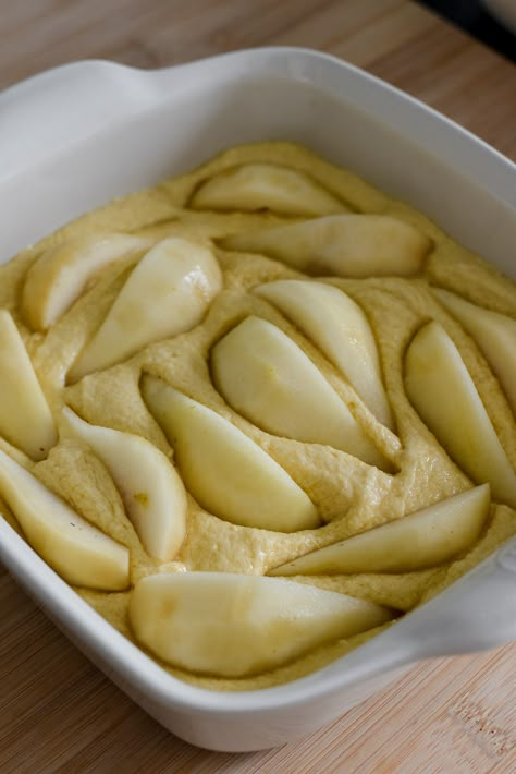 Pear Gluten Free Recipes, Simple Pear Recipes, Pear Baked Goods, Fresh Pear Recipes Easy, Bosc Pears Recipes, Bartlett Pear Recipes, Almond Meal Recipes, Gluten Free Recipes Dessert, Easy Pear Dessert