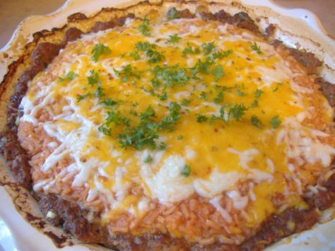 Country Pie Recipes, Country Pie 12 Tomatoes, Beef Meat Pie, Country Pie, Meatloaf Mix, Celery Recipes, Meat Pie Recipe, Winter Foods, Cooking With Ground Beef