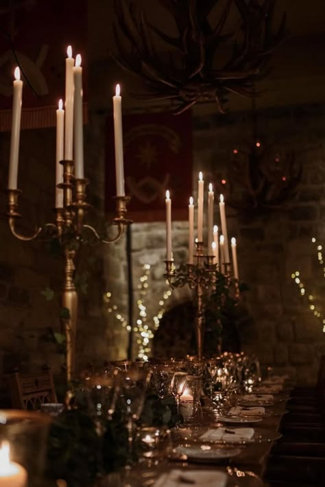 Vampiric Wedding, Unique Crockery, Dark Setting, Stone Room, Gold Charger Plates, Dark Romantic Wedding, Gothic Wedding Theme, Moody Modern, Dark Wedding Theme