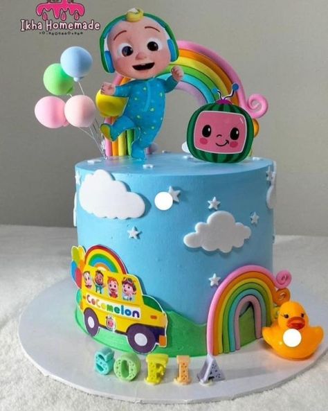 Kids Bday Cake, Cocomelon Cake Design, Birthday Cake Designs For Kids, Cocomelon 2nd Birthday, Cocomelon Cake Ideas, Birthday Cake Kids Boys, Baby 1st Birthday Cake, Football Themed Cakes, Cake Decorating For Kids