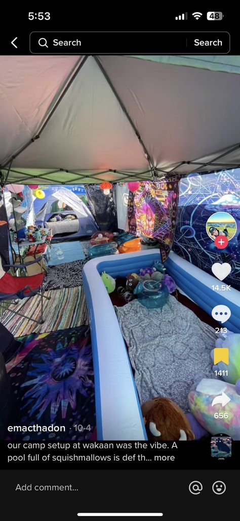 Cute Tents Camping Setup, Camp Set Up Ideas Glamping, Family Camping Tent Set Up, Rave Tent Ideas, Camping Setup Ideas Glamping, Music Festival Campsite, Rave Camping Setup, Lost Lands Camping Set Up, Bonaroo Campsite