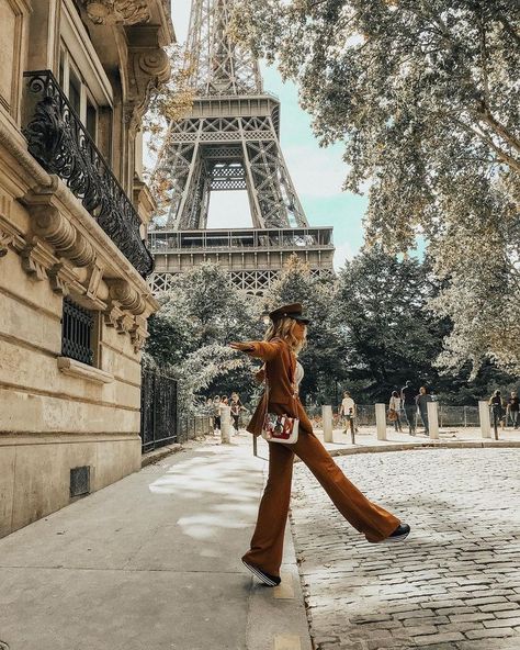 Best Travel Clothes, European Travel Outfit, Travel Quotes Adventure, Paris Images, Paris Pictures, Paris Mode, Travel Outfit Summer, Paris Photography, Paris Photo