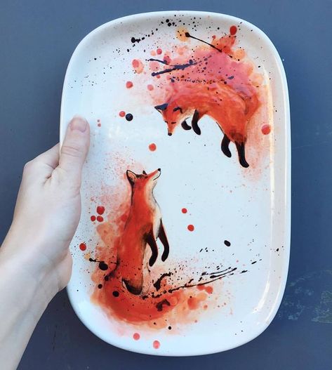 Watercolor Fox Plate | Paint Your Own Pottery | Paint Your Pot | Cary, North Carolina Fox Pottery Painting, Watercolor Pottery Painting, Watercolor On Pottery, Pottery Painting Animals, Plate Pottery Painting Ideas, Fox Plate, Fox Pottery, Christmas Art For Kids, Cary North Carolina