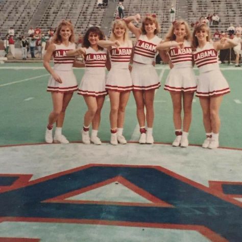 80s Popular Girl Aesthetic, 80s Popular Girl, 80s Cheerleader, Cheerleading Aesthetic, Cheerleader Aesthetic, Friend Hangout, Cheer Aesthetic, Lisa Frankenstein, Cheer Captain