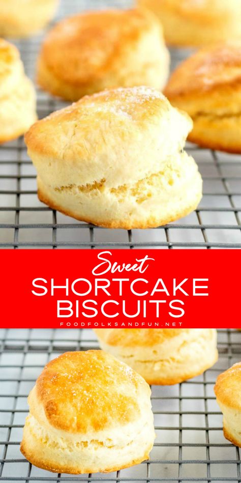 Sweet Shortcake Biscuits, Shortcake Biscuits Easy, Sweet Biscuit Recipe, Dessert Biscuits, Sweet Biscuits, Shortcake Biscuits, Vegetarian Nachos, Berry Shortcake, Yummy Bread