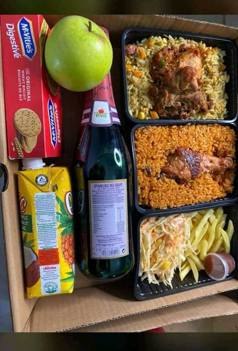 Nigeria Food Tray, Food Trays In Nigeria, Food Tray Ideas, Romantic Picnic Food, African Recipes Nigerian Food, Amazing Food Platters, Meal Box, Food Infographic, Healthy Food Inspiration