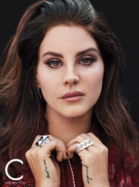 Lana Del Rey | Glamorous Fashion Shoot | C Magazine Cover | Fashion Gone Rogue Lana Del Rey Poster, Painting Funny, Lana Rey, Vintage Singer, Elizabeth Grant, House Bar, Funny Paintings, Paper Home, Lana Del Ray